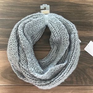 Lauren Conrad NWT sparkle detail infinity loop winter scarf